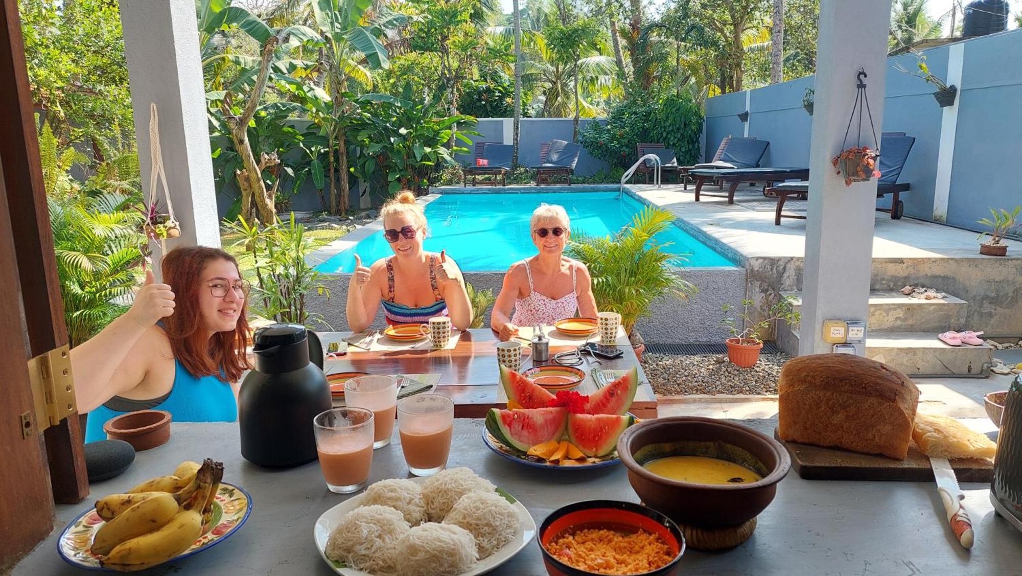 Me Yoga Villa Kumbalgama Exterior photo